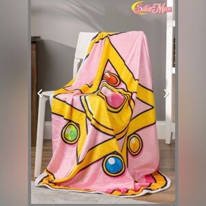 Sailor Moon Crystal Star Compact Blanket